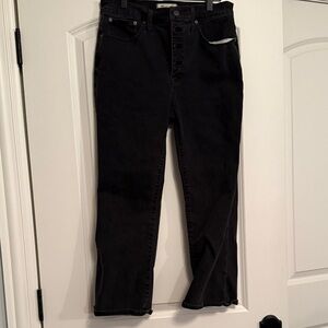 Madewell Women's Dark Black Straight Leg Jeans. Button fly. Size 30